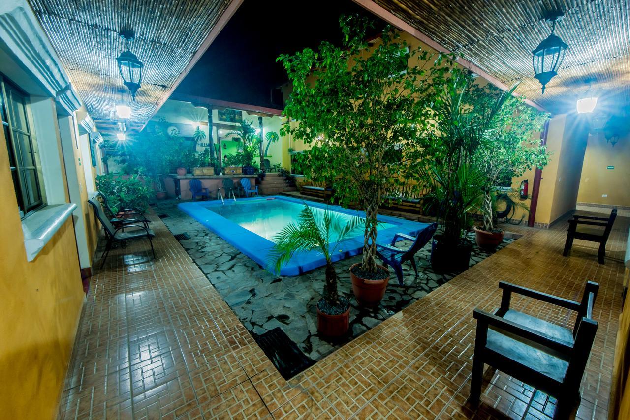 Fullmoon Hotel กรานาดา ภายนอก รูปภาพ